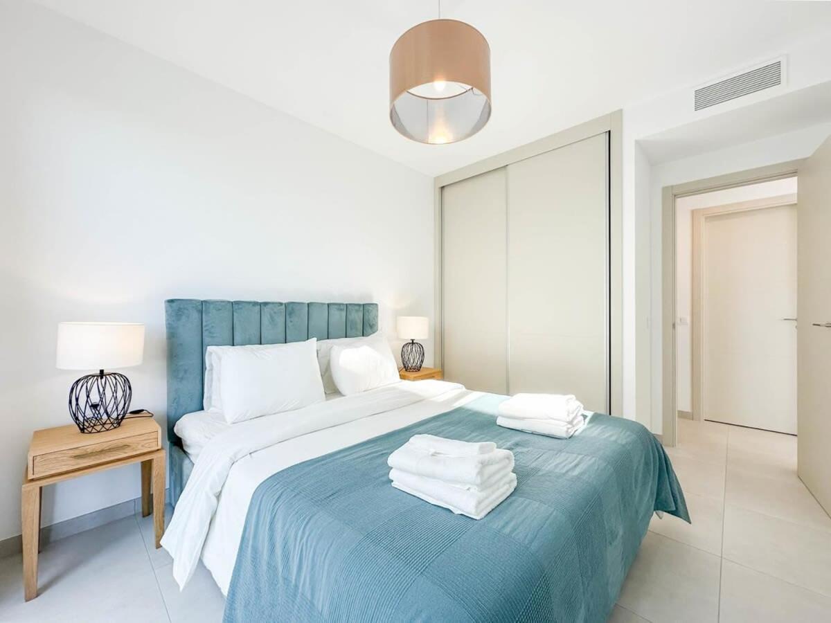 Rooftop Jacuzzi Pools Modern Wifi Townhouse Apartamento *